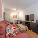 Bright 1 Bedroom Flat In Kensington Olympia