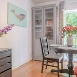 Bright 1 Bedroom Flat In Kensington Olympia