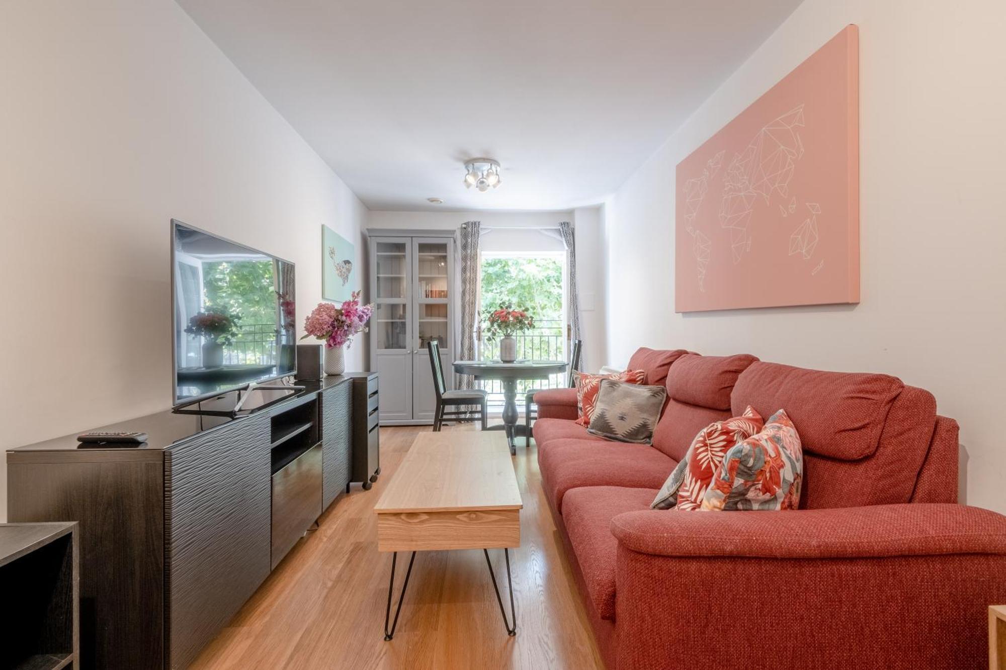 Bright 1 Bedroom Flat In Kensington Olympia Apartment
