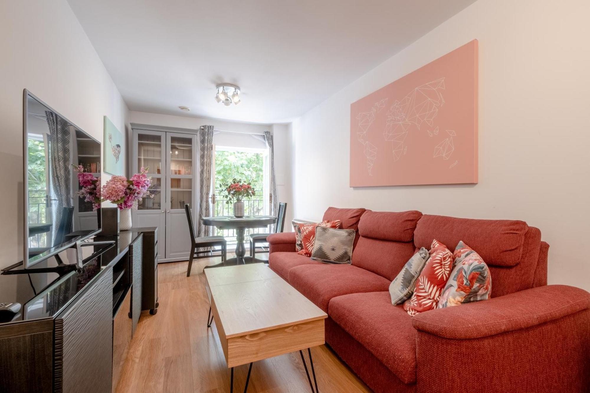 Bright 1 Bedroom Flat In Kensington Olympia Apartment *